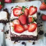 Brownie mit Mascarpone und Erdbeeren